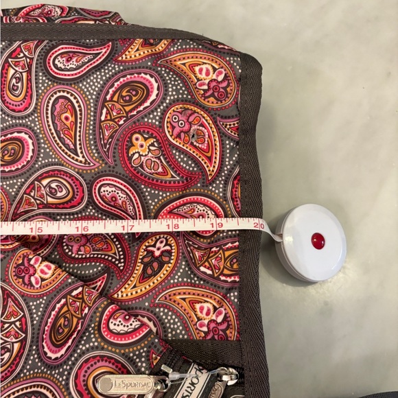 Le Sport Sac Deluxe Large Weekender in Gorgeous Hot Pink and Gray Paisley. - Picture 7 of 12